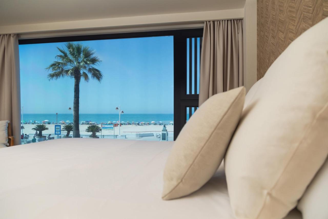 קדיז Apartamentos Playa Victoria מראה חיצוני תמונה
