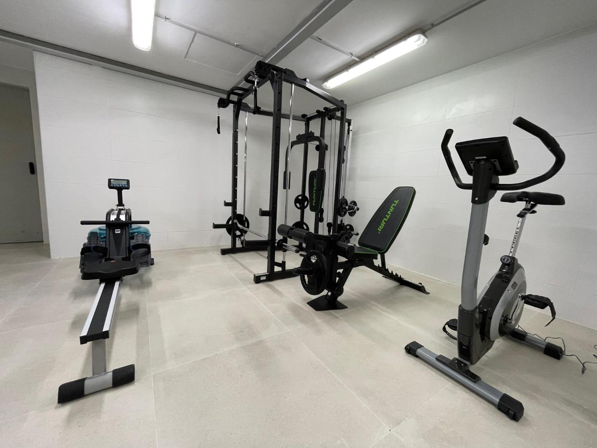קדיז Apartamentos Playa Victoria מראה חיצוני תמונה